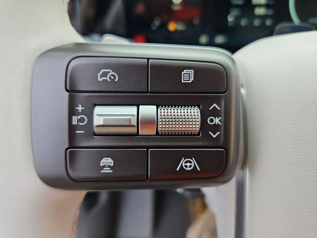 2026 Hyundai Palisade Limited - Photo 13