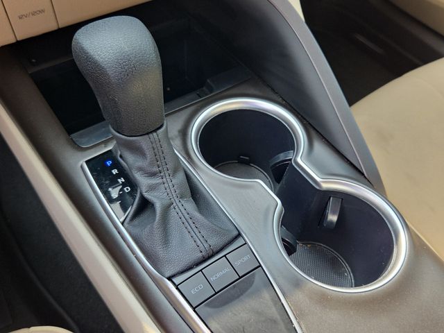 2024 Toyota Camry LE - Photo 20