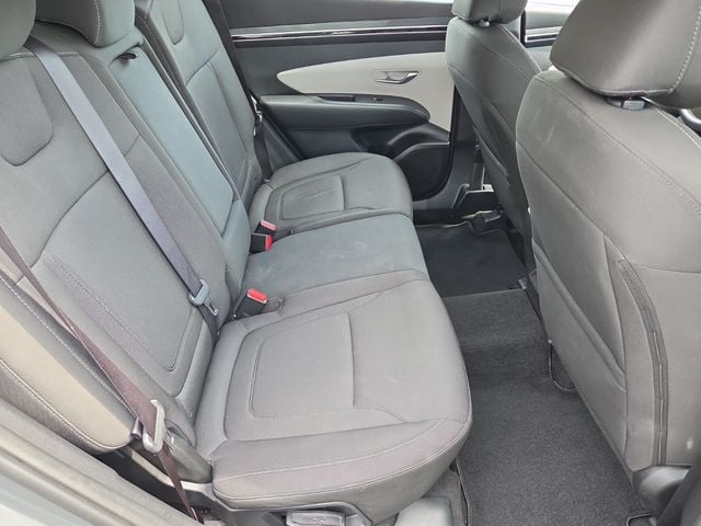 2024 Hyundai Tucson SE - Photo 16