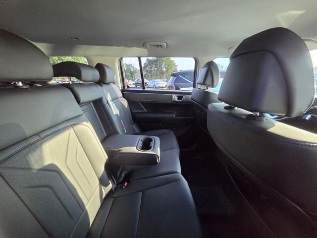 2025 Hyundai Santa Fe SEL - Photo 11