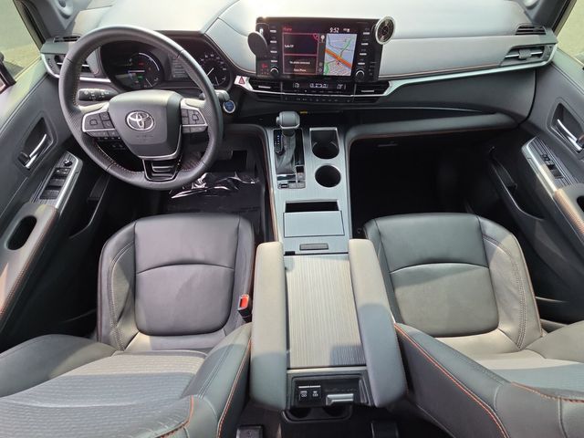 2022 Toyota Sienna XSE - Photo 14