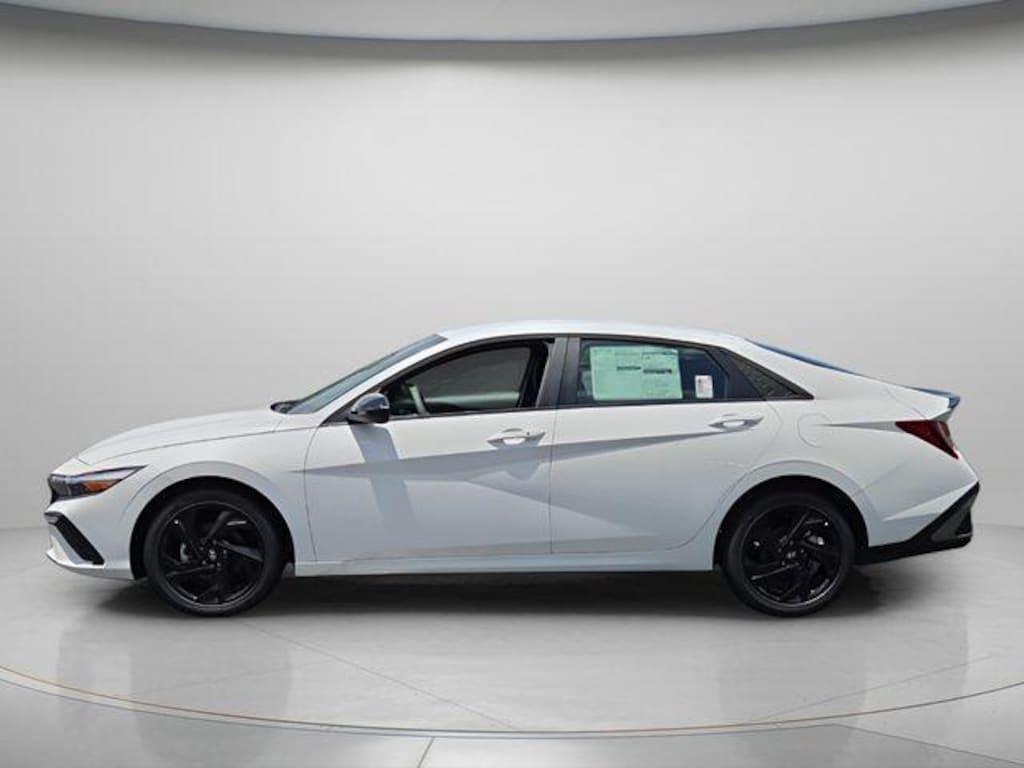 New 2026 Hyundai Elantra SEL Sport Sedan