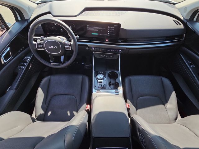 2025 Kia Carnival SX - Photo 14