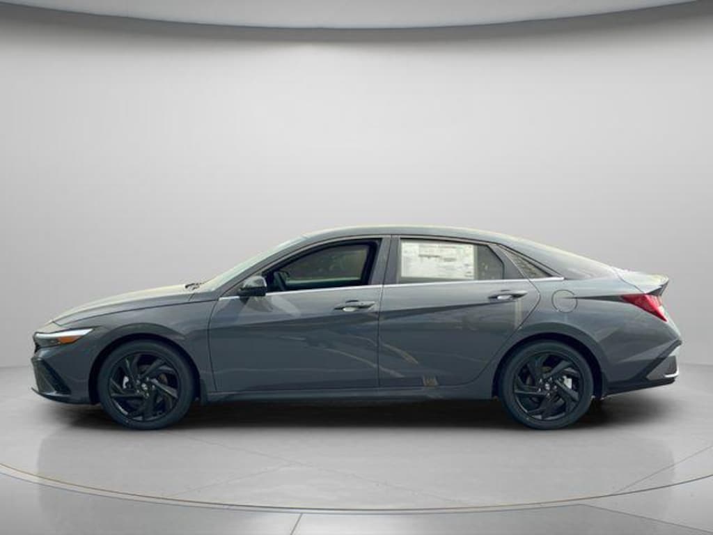 New 2026 Hyundai Elantra SEL Sport Premium Sedan