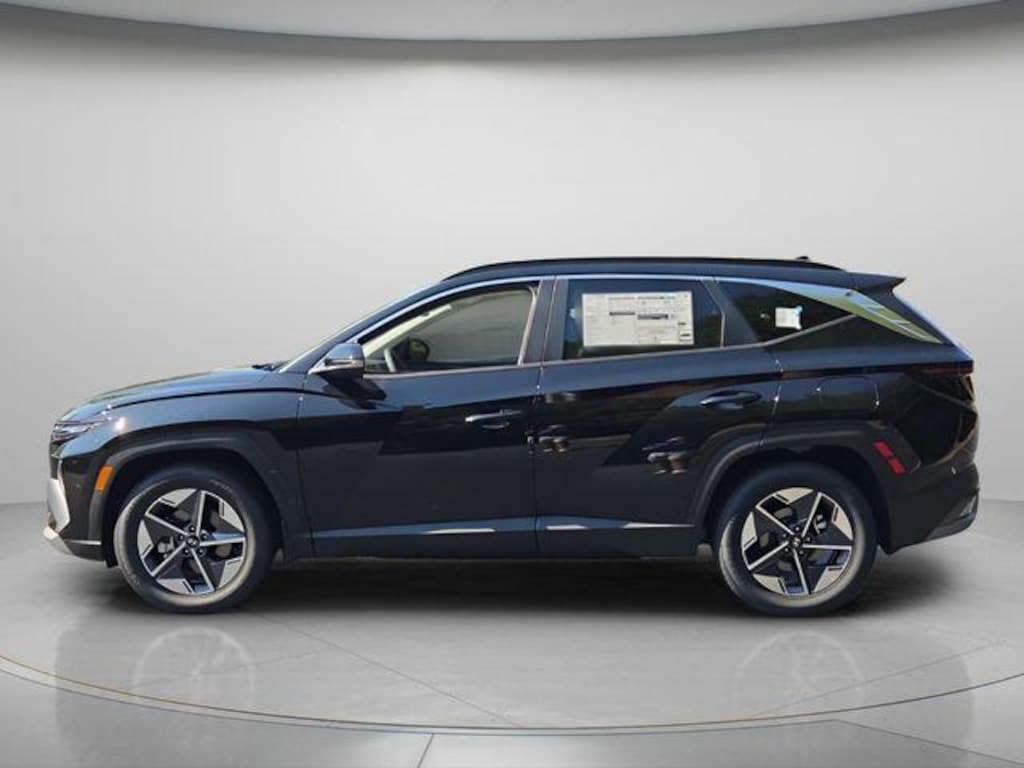 New 2026 Hyundai Tucson SEL Premium FWD SUV