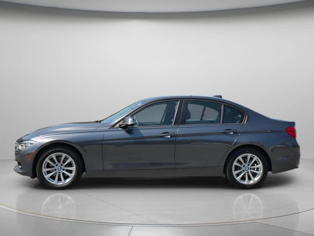 Used 2018 BMW 3 Series 320i Sedan