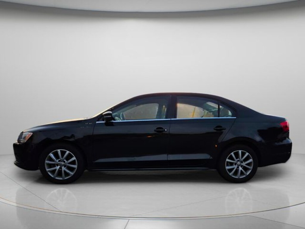 Used 2014 Volkswagen Jetta 1.8T SE Sedan