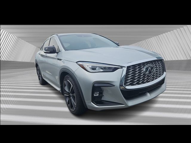 2022 Infiniti QX55 Luxe photo 2