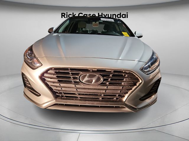 2018 Hyundai Sonata Hybrid Limited photo 2