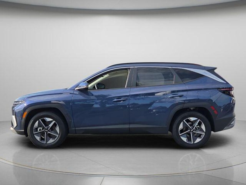 New 2026 Hyundai Tucson SEL Premium FWD SUV