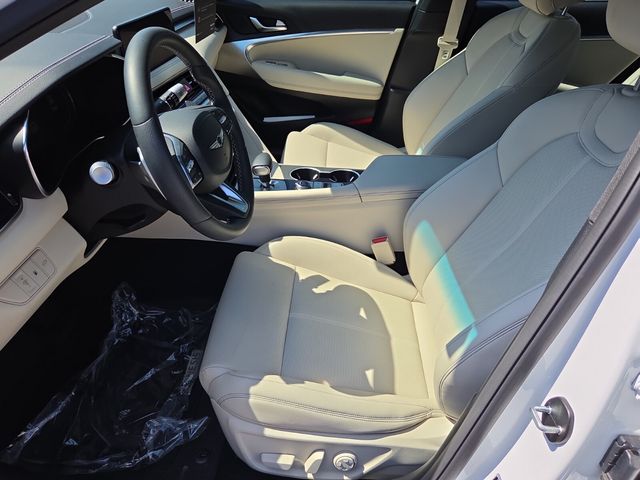 2026 GENESIS G70 Standard - Photo 11