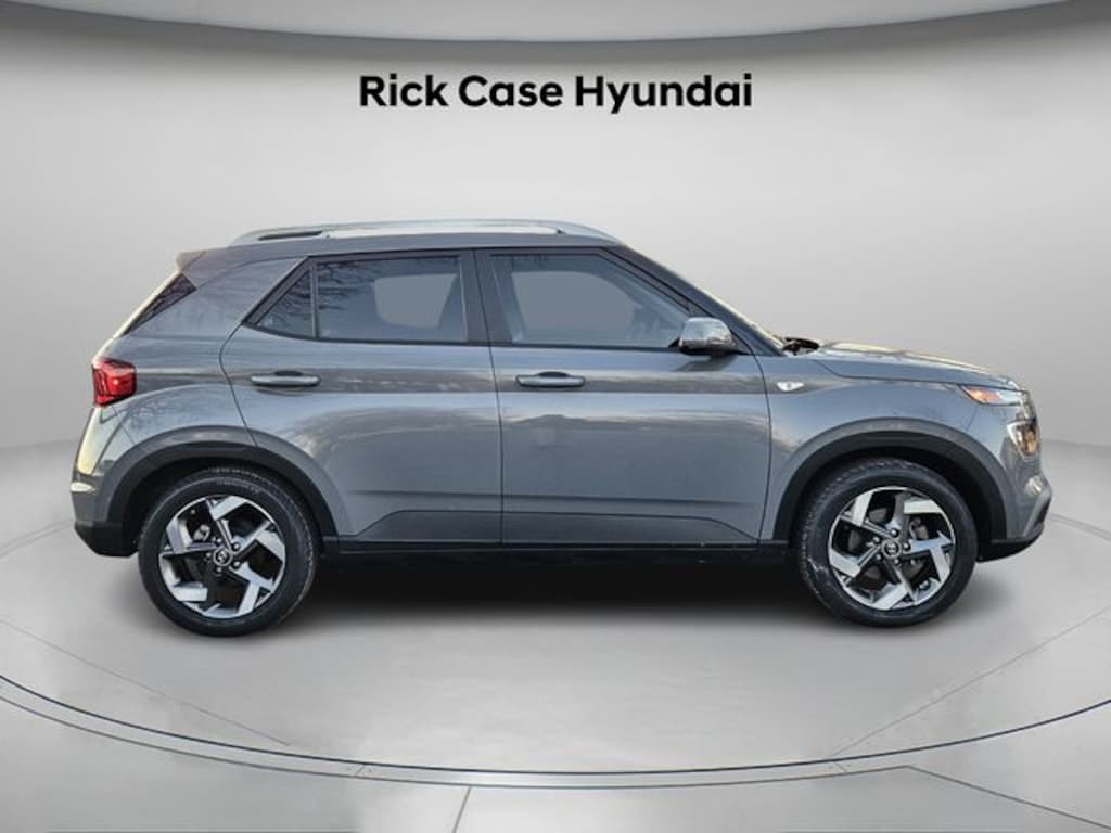 Certified 2022 Hyundai Venue SEL SUV