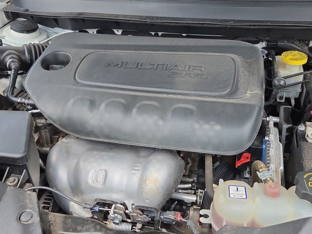 2021 Jeep Cherokee Altitude - Photo 10