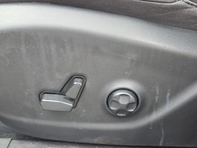 2021 Jeep Cherokee Altitude - Photo 12