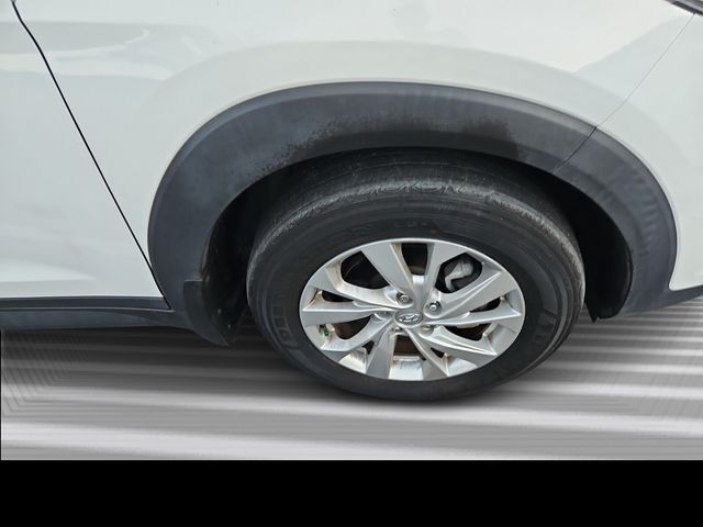 2021 Hyundai Tucson Value photo 3