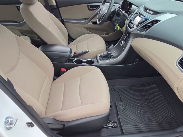 2014 Hyundai Elantra SE - Photo 17