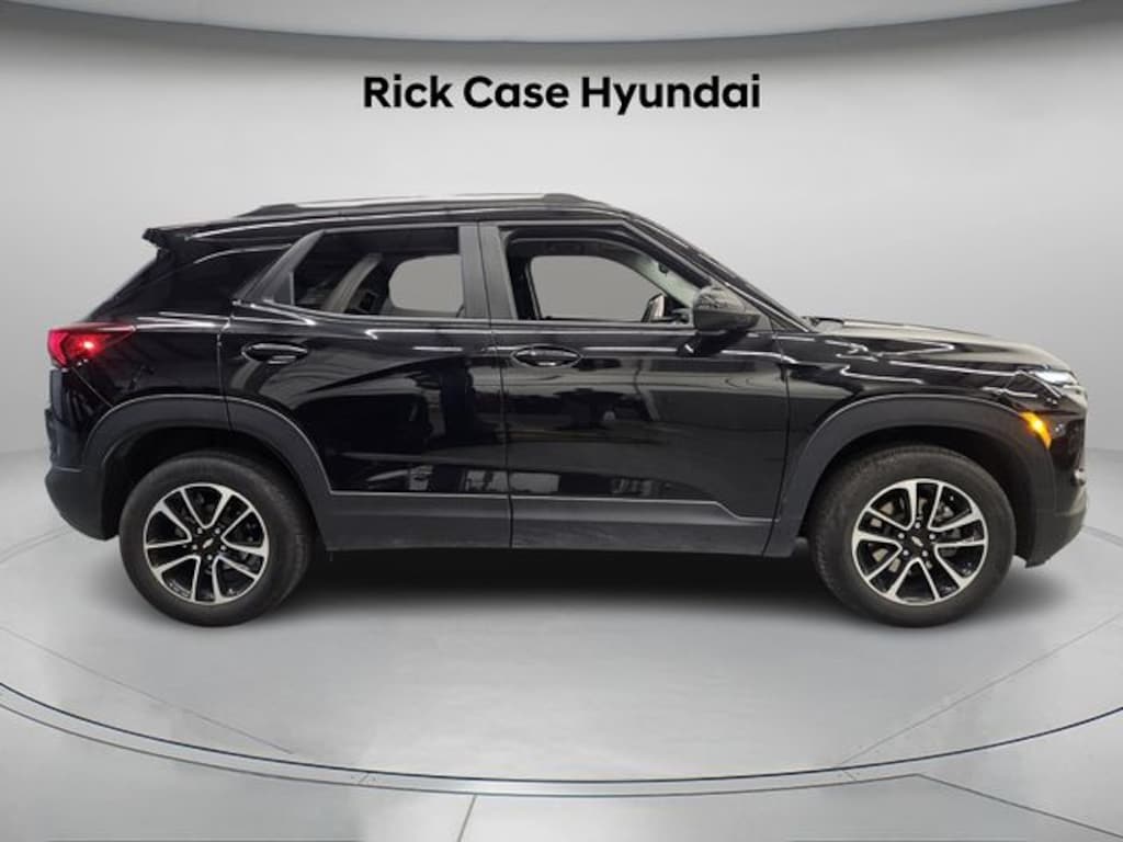 Used 2024 Chevrolet Trailblazer LT SUV