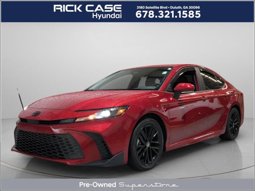 Used 2025 Toyota Camry SE Sedan