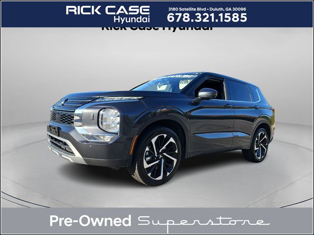 2024 Mitsubishi Outlander SE's photo