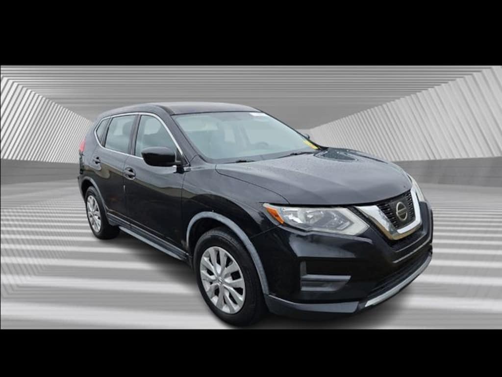 Used 2017 Nissan Rogue S SUV