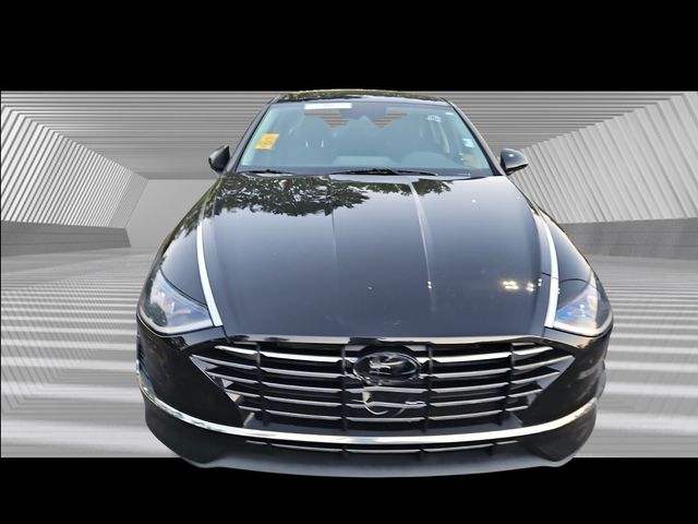 2023 Hyundai Sonata SE photo 2