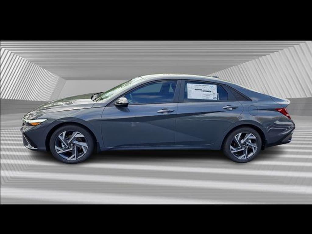 New 2025 Hyundai Elantra SEL Sport Sedan