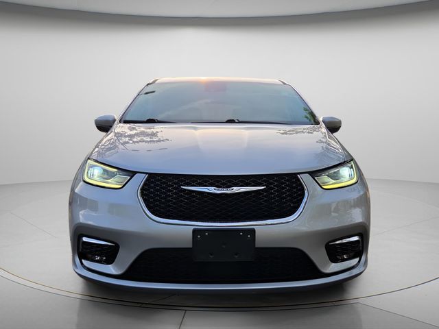 2023 Chrysler Pacifica Touring L - Photo 4