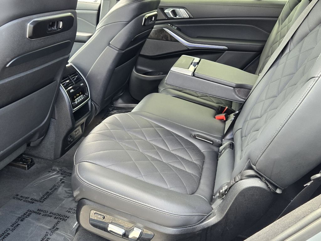 2023 BMW X7 40i - Photo 10