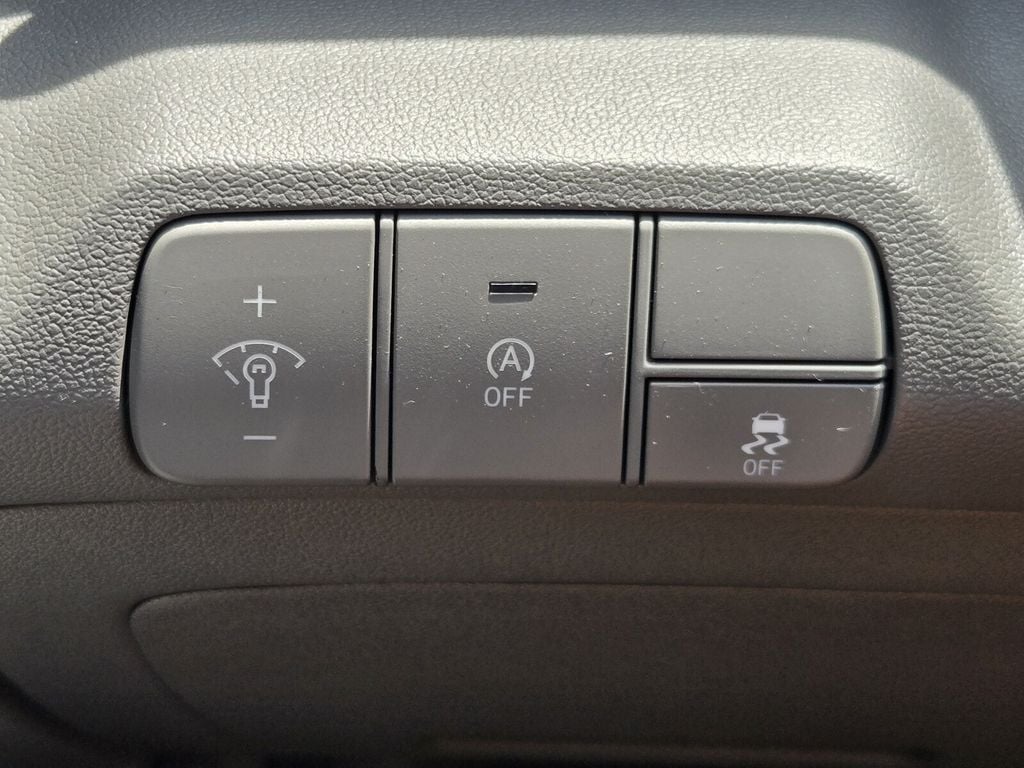2025 Hyundai Elantra SE - Photo 27