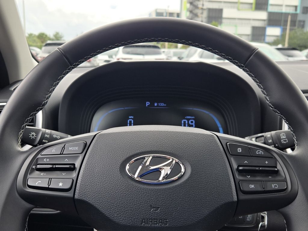 2023 Hyundai Venue SEL - Photo 21