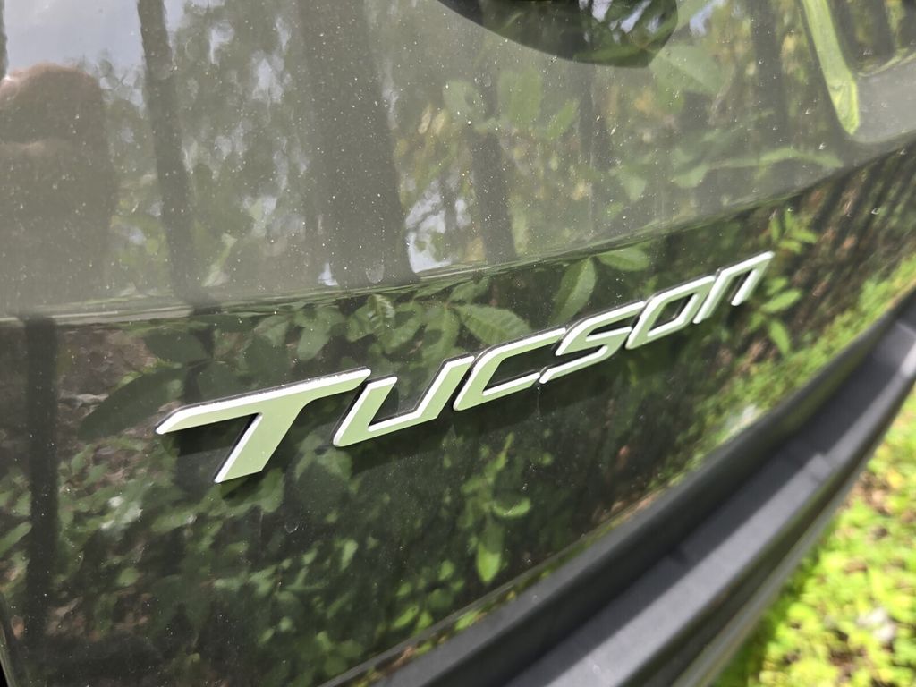 2025 Hyundai Tucson Limited - Photo 7