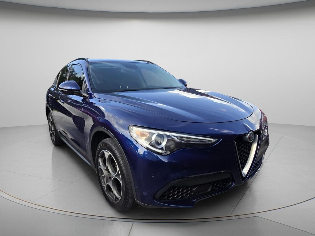 Used 2018 Alfa Romeo Stelvio SUV