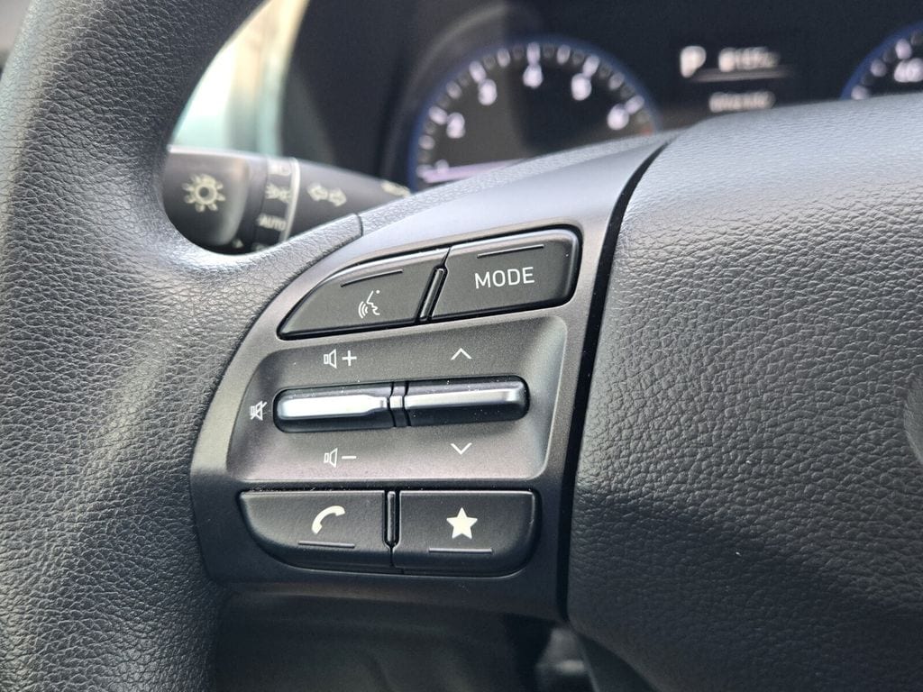 2023 Hyundai Kona SEL - Photo 23