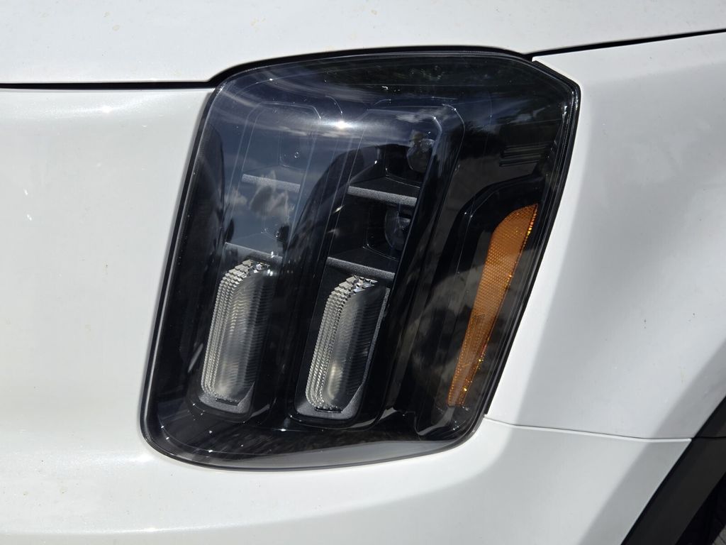 2024 Kia Telluride SX Prestige X-Line - Photo 11