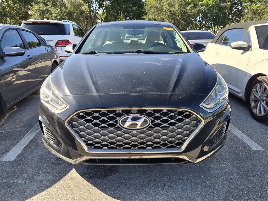 2019 Hyundai Sonata SEL photo 2