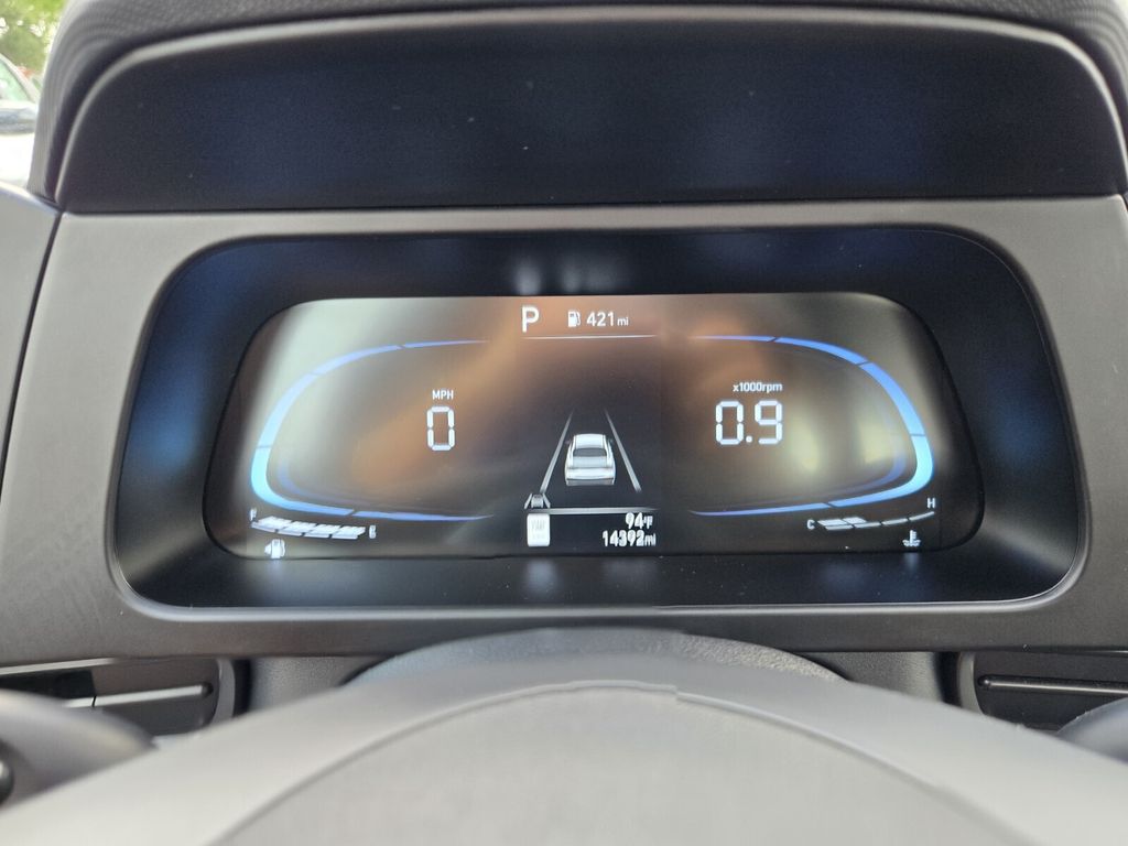 2025 Hyundai Elantra SEL - Photo 24