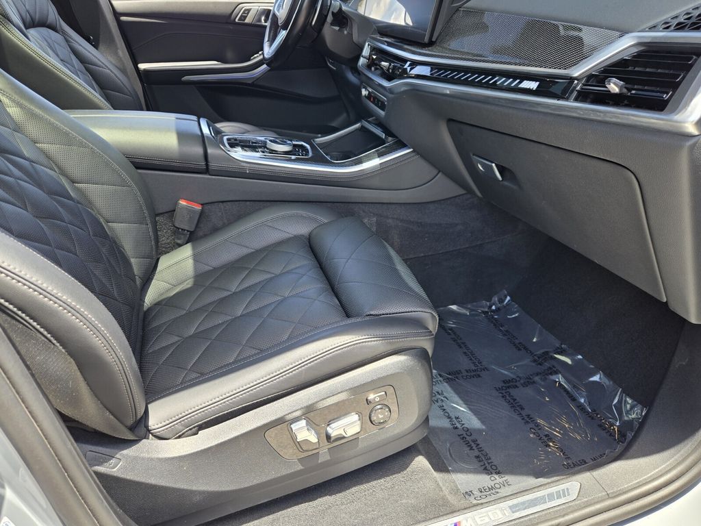 2024 BMW X5 M60i - Photo 16