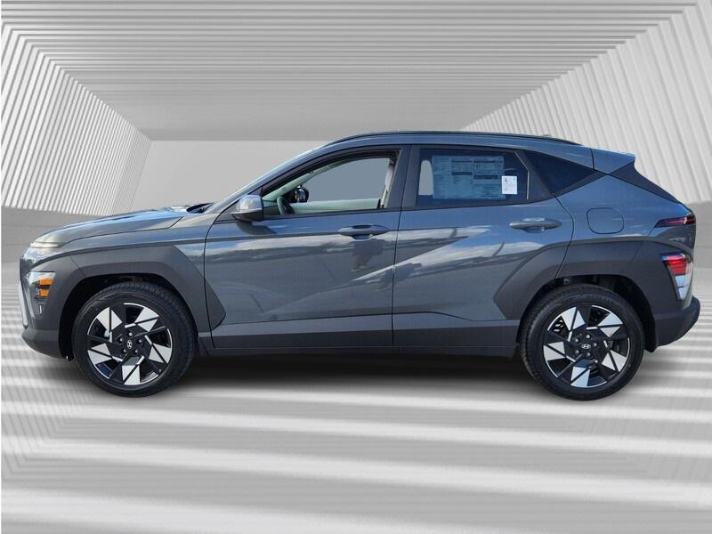2025 Hyundai Kona SEL photo 2
