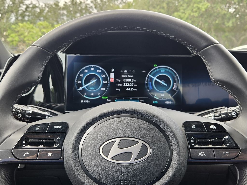 2025 Hyundai Elantra Blue - Photo 22