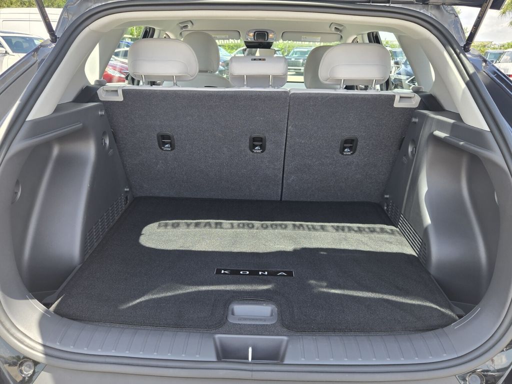 2026 Hyundai Kona SE - Photo 14