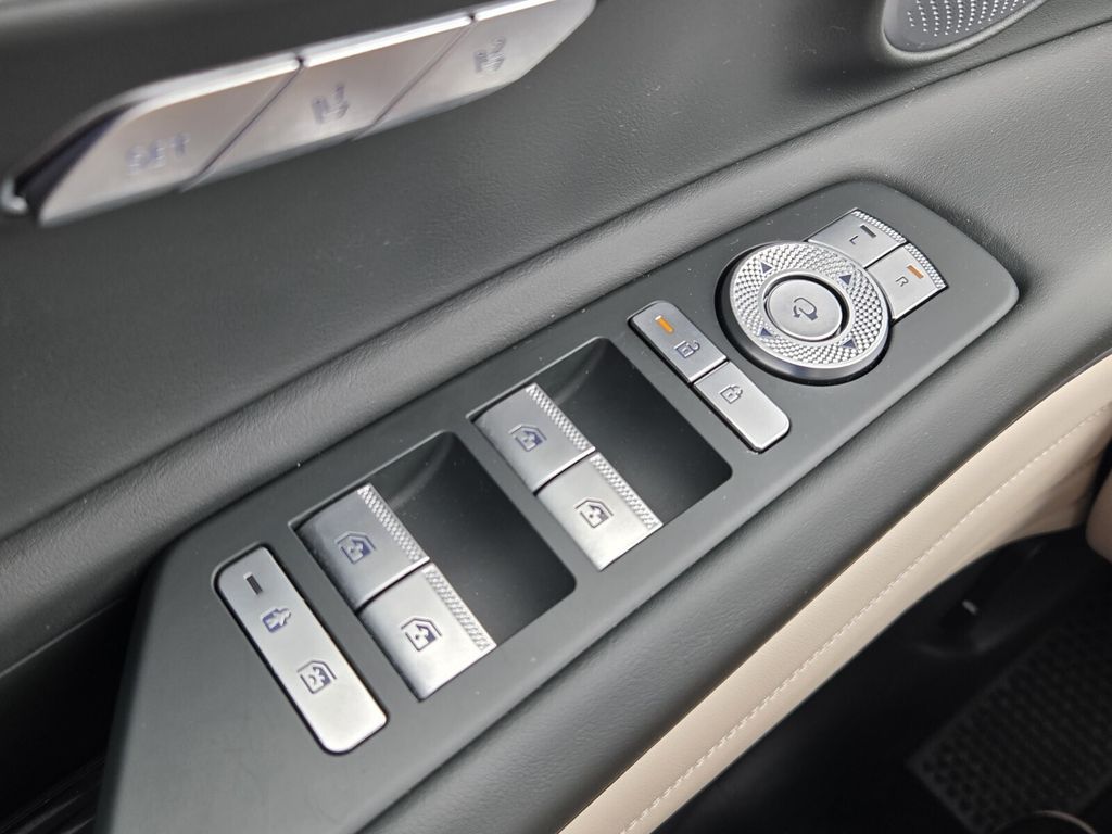 2025 GENESIS GV80 Prestige - Photo 28