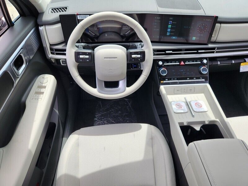 2026 Hyundai Santa Fe SE - Photo 8