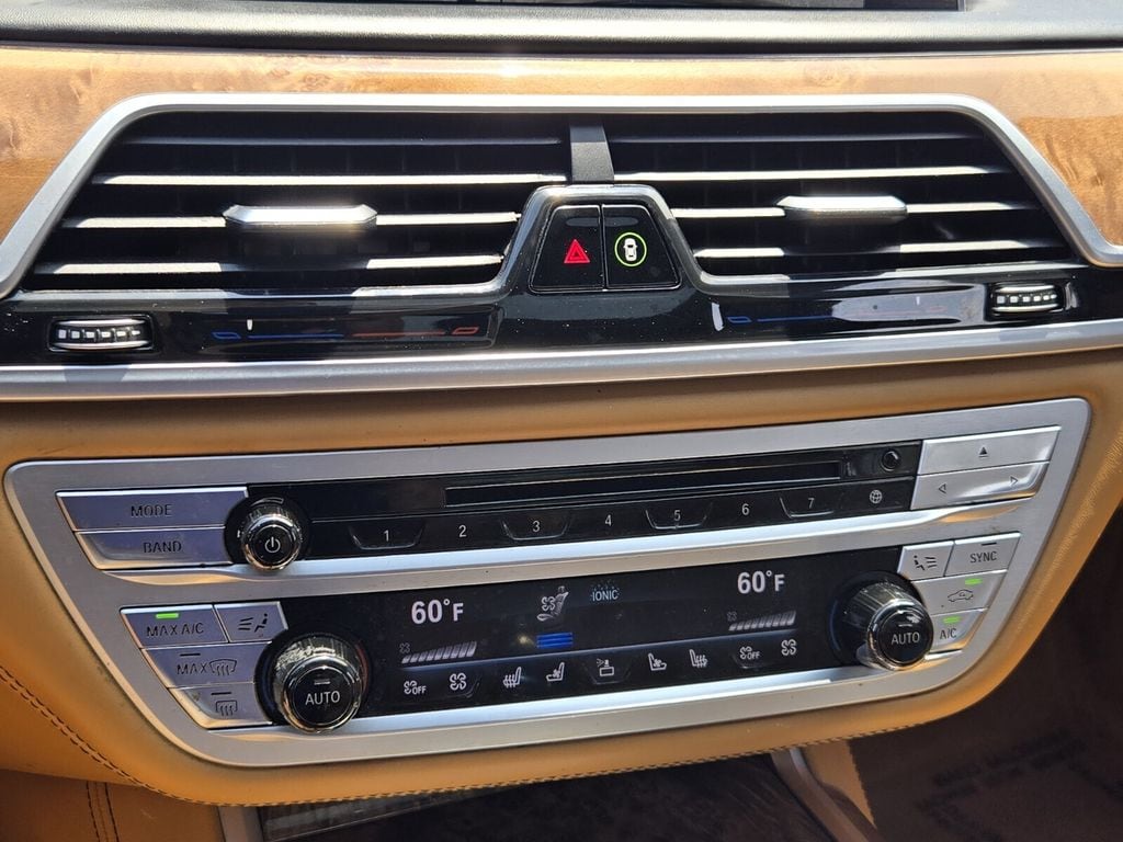 2018 BMW 7 Series 750i - Photo 19