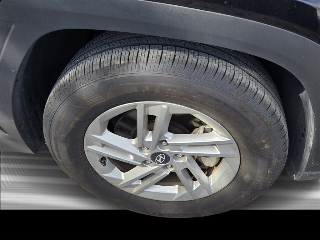 Used 2025 Hyundai Tucson SE SUV
