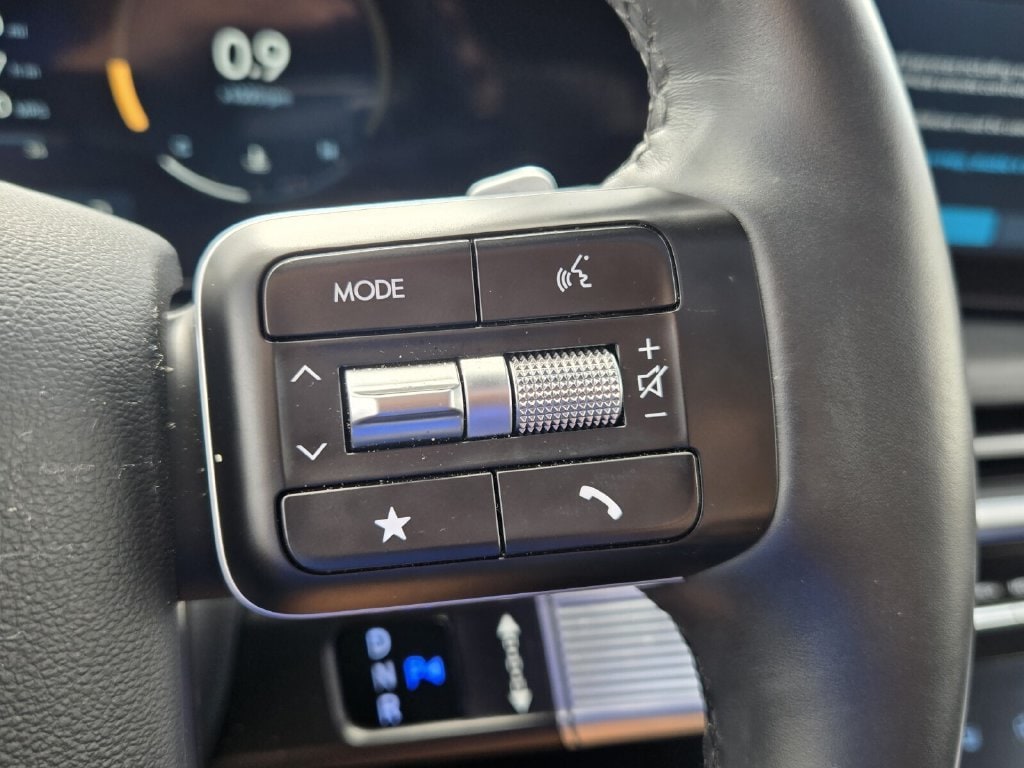 2026 Hyundai Santa Fe Limited - Photo 25