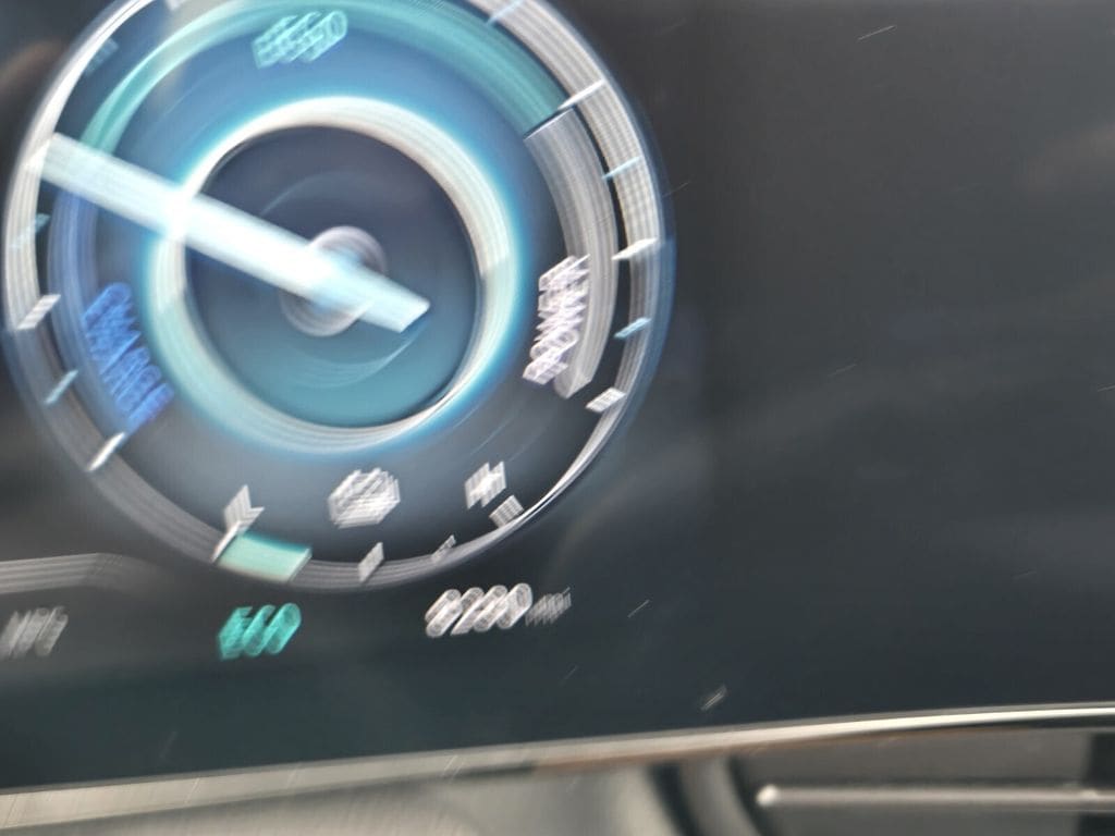 2025 Hyundai Elantra Blue - Photo 24