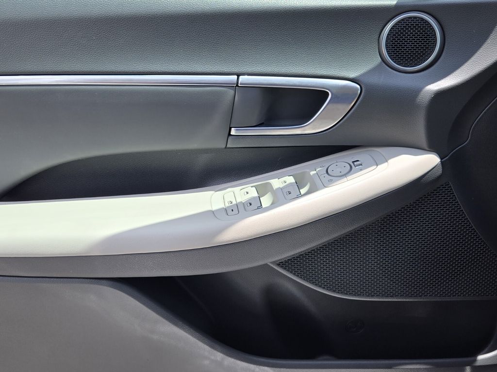2022 Hyundai Sonata SEL - Photo 25
