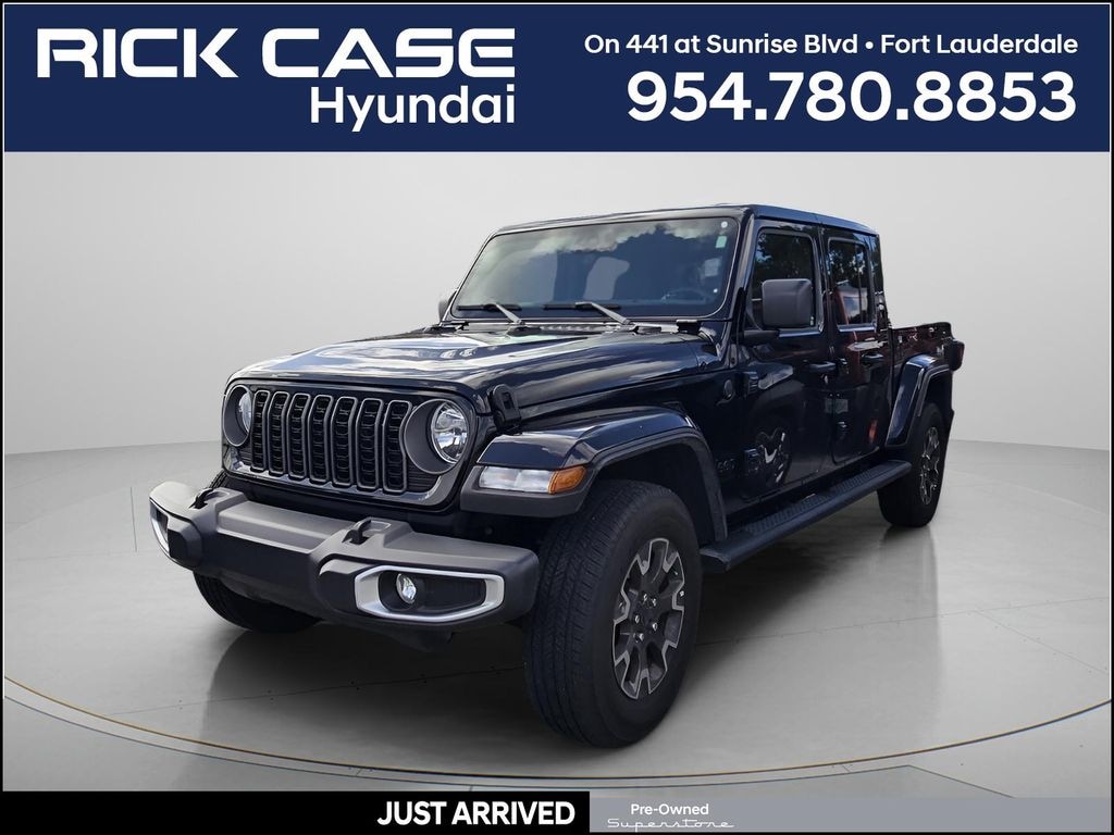 Used 2025 Jeep Gladiator Sport Truck Crew Cab