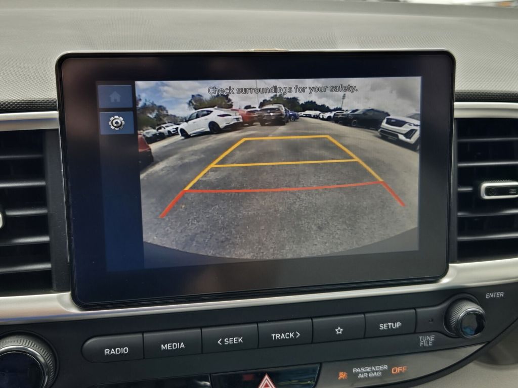 2024 Hyundai Venue SEL - Photo 20