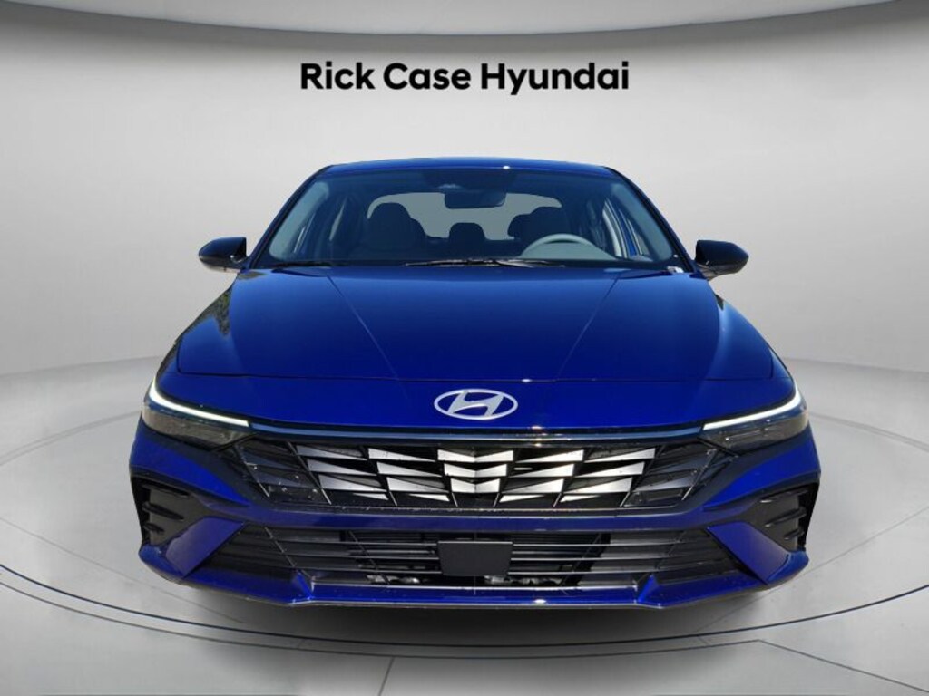 Used 2025 Hyundai Elantra SEL Sport Sedan